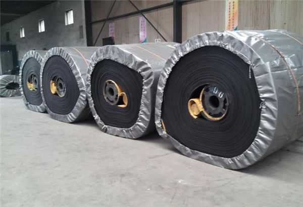 輸送帶運(yùn)用過(guò)程中常見(jiàn)的破損問(wèn)題 輸送帶運(yùn)用過(guò)程中常見(jiàn)的破損問(wèn)題